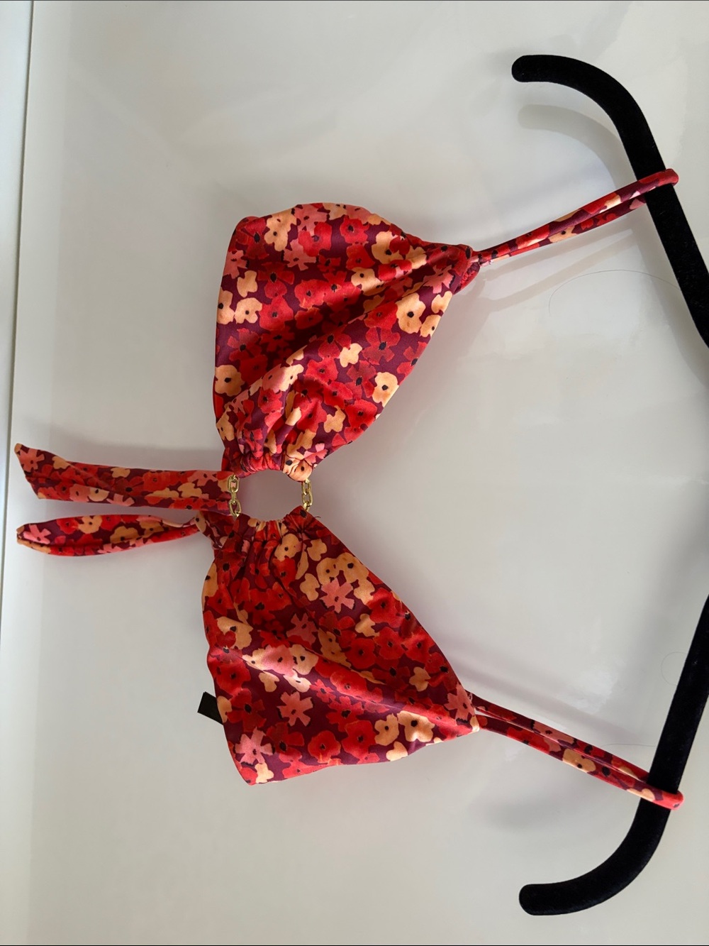 Vix. Paula Hermmany. Red and Cream Floral Bikini Top with Gold Chain Details.